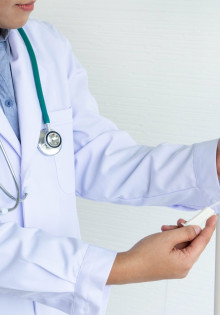 Наркологическая помощь: эффективные методы реабилитации и поддержка на пути к выздоровлению