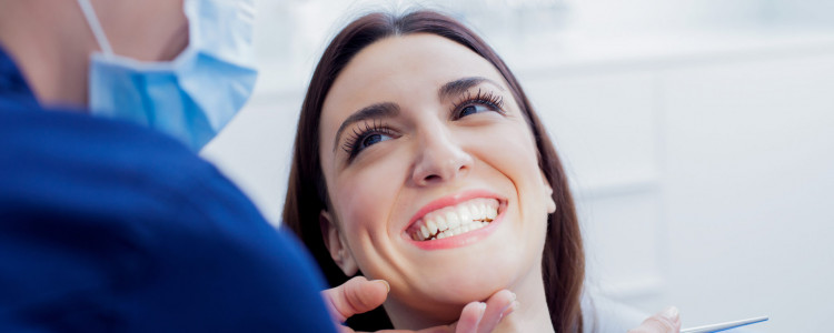 Имплантация зубов без боли: новая эра стоматологической медицины