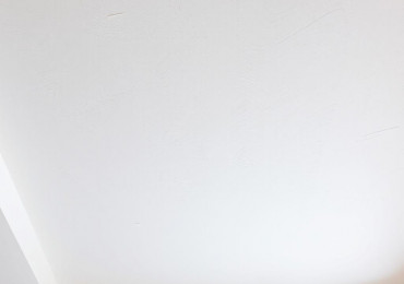 Гипсокартонный потолок: практическое руководство от выбора до финальной отделки