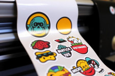 Печать стикеров: как превратить идею в стильный отпечаток