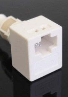 Адаптер оптический SC UPC — ключевой элемент точного и стабильного соединения волокон