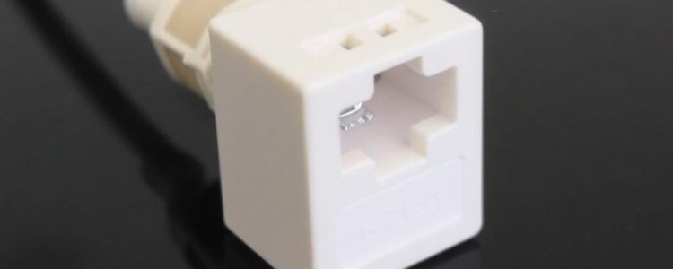 Адаптер оптический SC UPC — ключевой элемент точного и стабильного соединения волокон