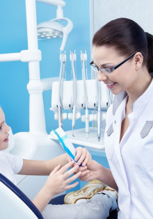 Носороги на пути к продолжению рода: увлекательное путешествие спаривания