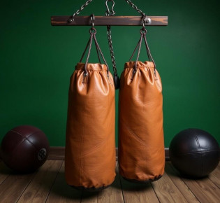 Кожаные боксерские груши: как выбрать ударную пару на годы