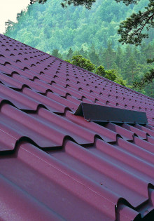 Как выбрать качественную металлочерепицу?