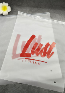 Пакеты ZIP-LOCK с логотипом: стильное и практичное решение для вашего бренда