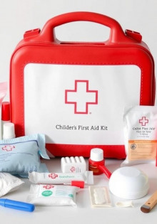 Медицинское обеспечение детей: профессиональный стандарт аптечки для дома и бизнеса