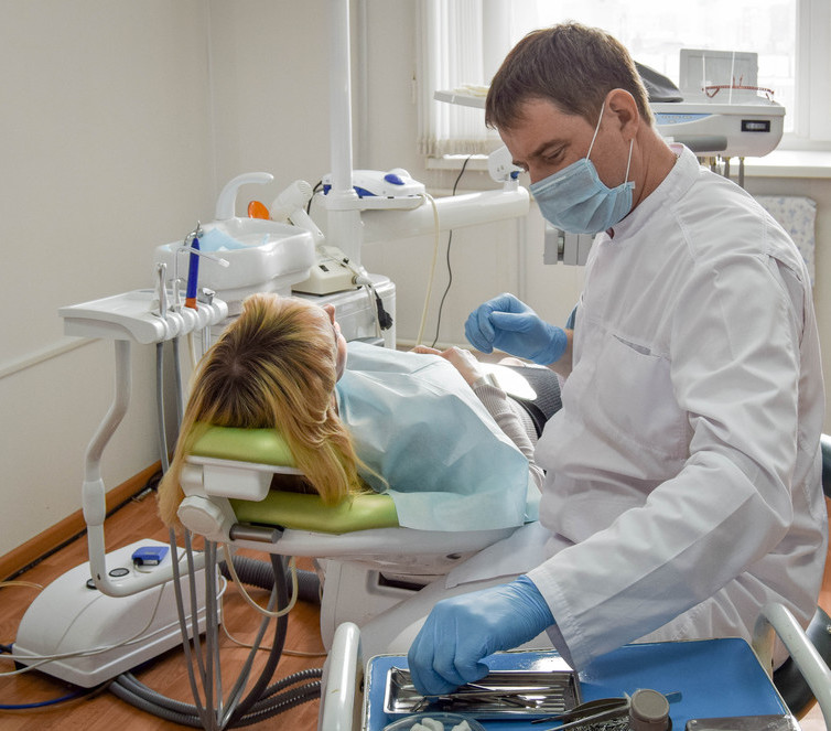 Стоматологические заболевания: правила лечения и профилактики кариеса