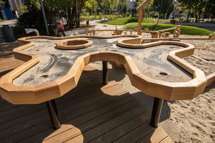 Виды современных песочниц для детских площадок