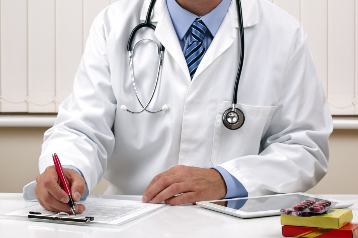 Как выбрать доверенного лечащего врача на выезде: критерии выбора.